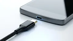 Der USB-Anschluss eines Smartphones dient nicht nur zum Aufladen: Funktionen, die Sie kennen sollten